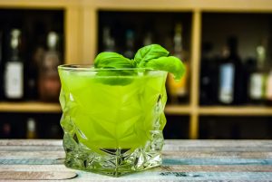 15 Green St Patrick’s Day cocktails to try at home (2025)